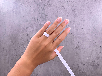 Step 4 wrap around your ring finger with more to
spare